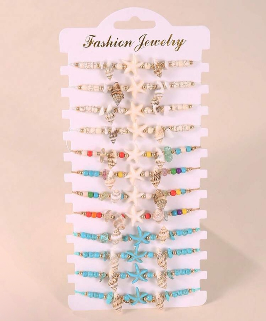 Pulseras tejidas de elementos playeros